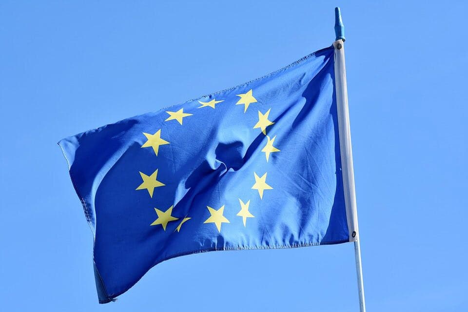 «Национальная субъектность: что стоит за спором Брюсселя и Варшавы о приоритете европейского права над национальным» - экспертный комментарий Д.В. Суслова для «Russia Today» (20.10.2021)